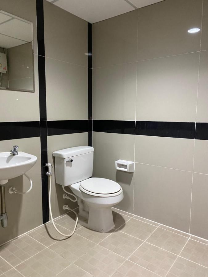 Baansuay Rattanathibet Apartment Nonthaburi Luaran gambar