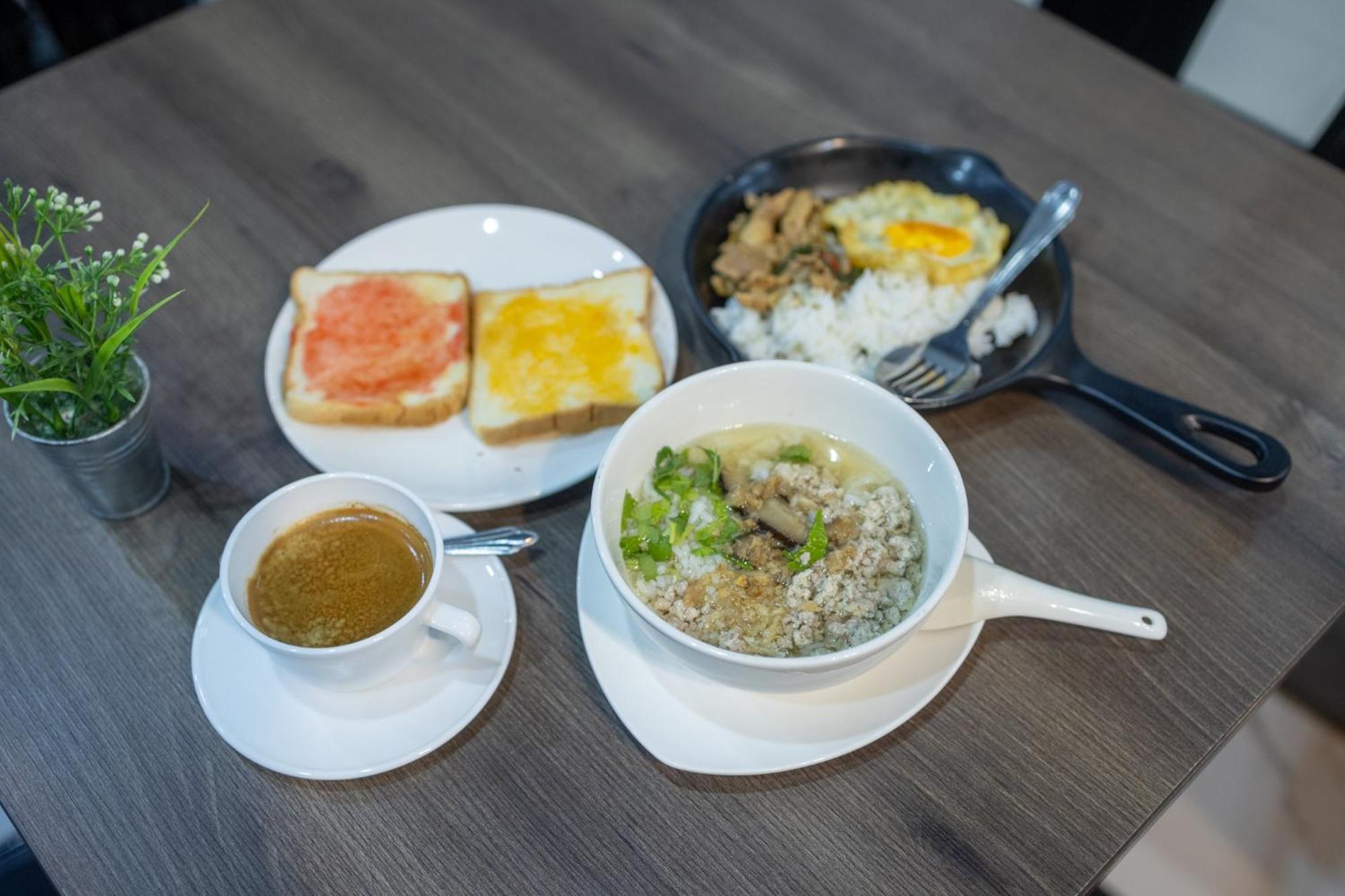 Baansuay Rattanathibet Apartment Nonthaburi Luaran gambar